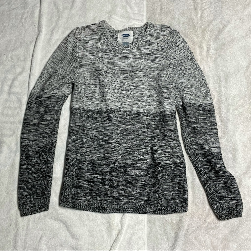 Gray sweater- Small